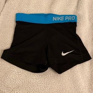Black Nike Pros